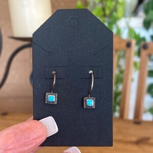 🎉 VINTAGE STERLING SILVER AND TURQUOISE EARRINGS‼️